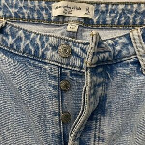 Abercrombie & Fitch Light Blue Button-Fly The Dad Curve Love Jeans